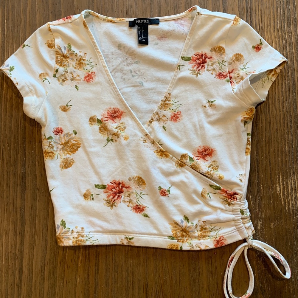 Cream/floral F21 cropped top
